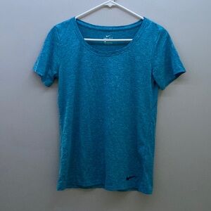 Nike Dri-Fit Fitted Scoop Neck Short Sleeve Shirt Size Small Activewear